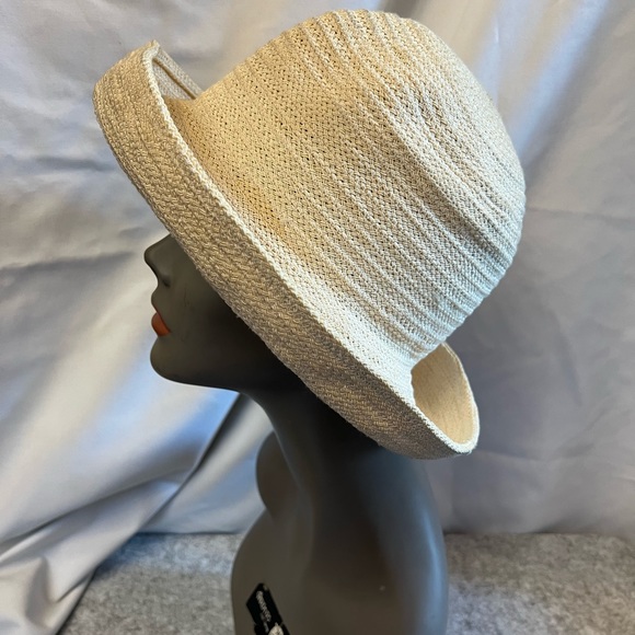 Renata Crowe Woven Hat Milliner to the Brave made in Canada - Picture 3 of 7